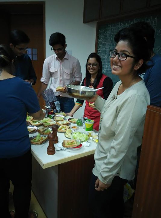 Your body is a reflection of what you are. If you want to look healthy you will have to eat healthy. 
Sharing some healthy recipes with students of Nirma university.
#Beansandwich #crunchymunchysalad #khakrachat #Cornflakesbhel