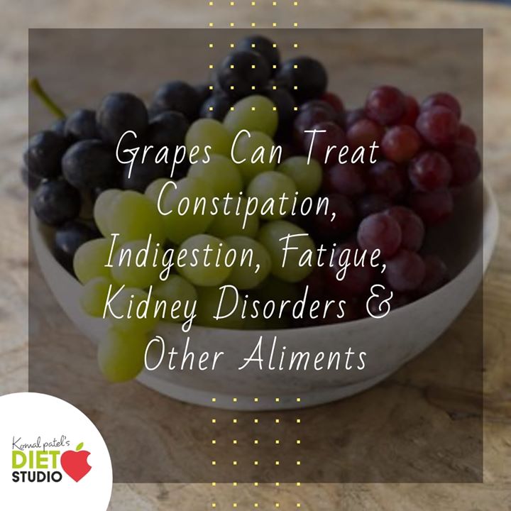 Grapes are berry fruits with refreshing sweet flavor and are  available in many varieties.
The nutrients in grapes offer a number of possible health benefits.
#grapes #benefits #seasonalfood #seasonaleating #seasonalfruits #fiber #antioxidant #wholefruit #wholefood #nutrition #superfood #fit