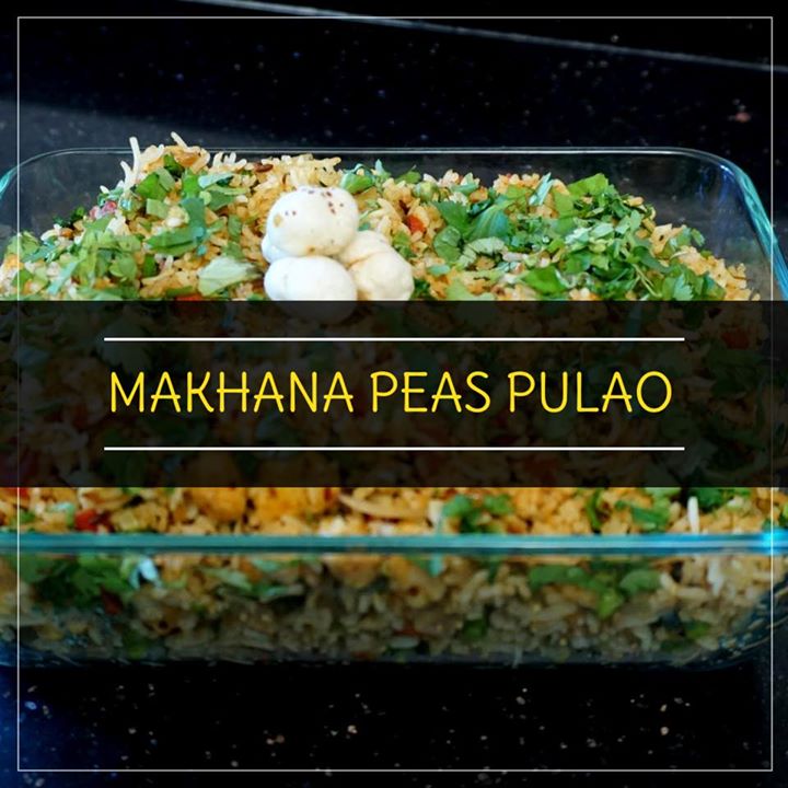 Makhana peas pulao is delicious and nutritious rice recipe with flavours of Indian spices. If rice is one of your favourite food this recipe is a complete balance for the meal.
Makhana used in this recipe is considered as easily digestible and have a good nutritional content. The peas added to the pulao gives you that protein.  Makhana peas pulao can be served during lunch/dinner with raita or dal 
#makhana #pulao #peas #makhanapulao