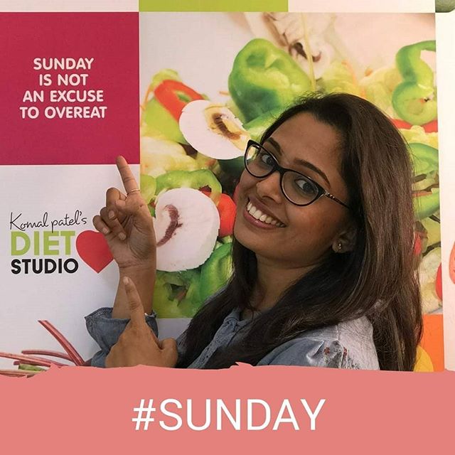Each day should be a day of mindful eating by portion control, balance, and variety.
On weekends if you don't fell like indulging in treat meal you don't have to...
Sunday is not an excuse to overeat.
#sundaybinge #Sunday #weekend #meals #treat #balance #variety #mindoverfood #healthyfood #healthychoice