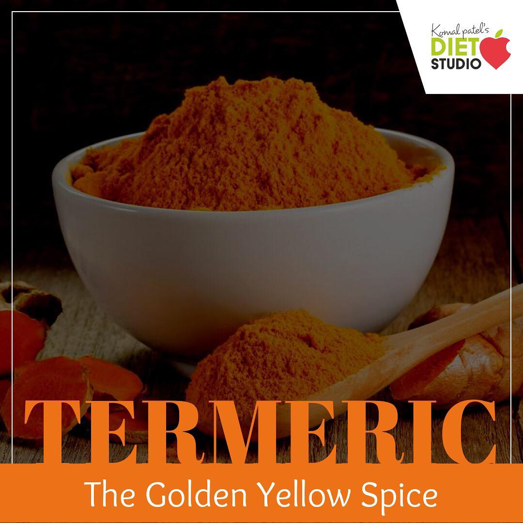 This golden yellow hued spice powder is a well-accepted immunity boosting agent. It is a natural antiseptic and antibiotic agent too. And, that is one of the reasons you should drink turmeric infused milk when you get a bout of cough or fever. 
#turmeric #goldenspice #spice #indianspice #immunity #monsoon