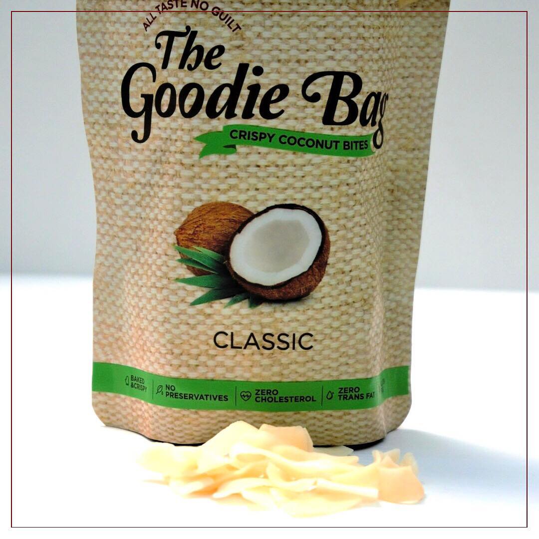 Tried this baked coconut chips..
They are crisp, and gives a immense flavour and taste.
Can be added to soup or milk porridge or yogurt.
@thegoodiebag
#coconutchips #coconut #snacks #healthysnack #goodfood