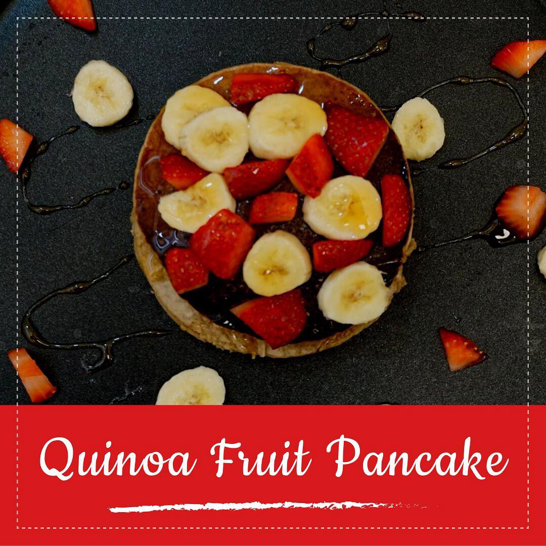 Komal Patel,  pancake, qunioa, proteinpancake, healthyrecipe, healthybreakfast, fruits, proteinrecipes