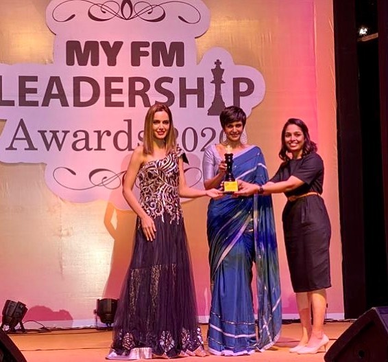 Thank you for the honour and privilege receiving excellent dietitian award by @mandirabedi  and @shazahnpadamsee 
Thank you @myfmindia for the platform of the leadership award 2020 
Thank you for all your trust and support. 
I will continue to share my passion for food , nutrition and healthy lifestyle.
#blessingsonblessings #achieveyourdreams 
#bestdietitian #indiandietitian #komalpatel #diet #blessed #achievement