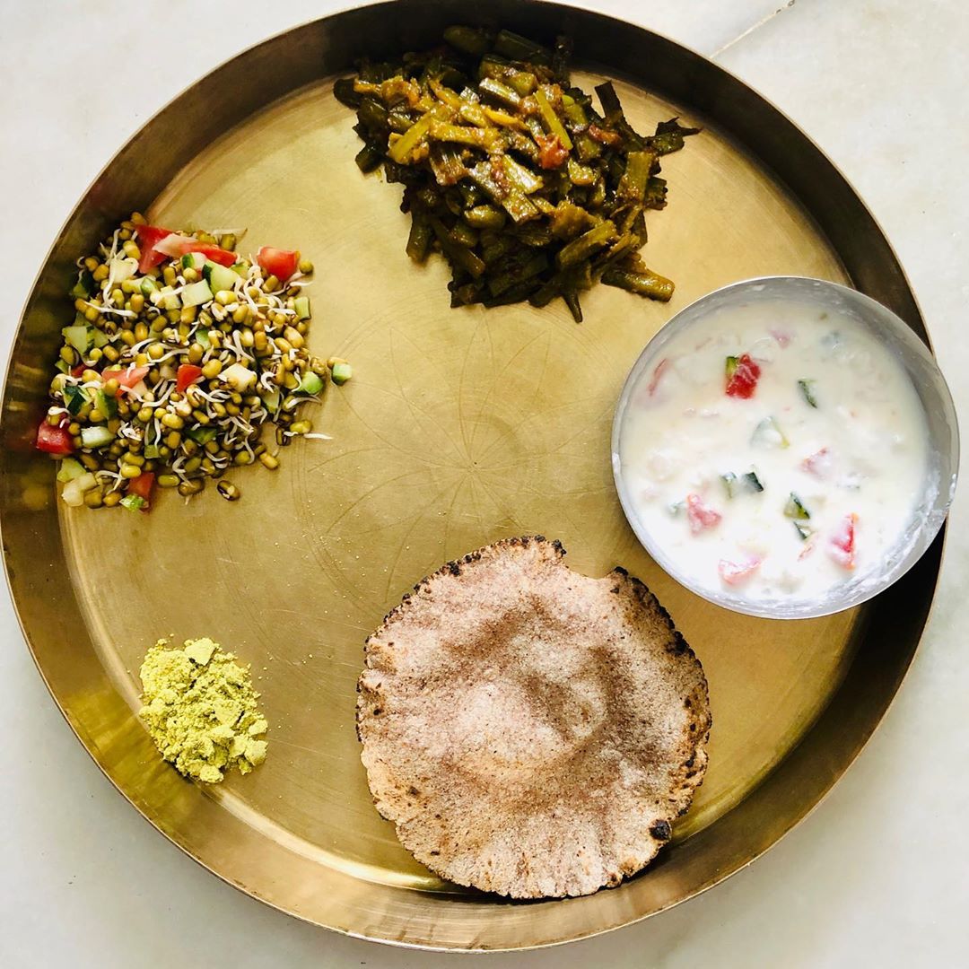 #kpmeals 
Today’s lunch 
Sprouts salad 
Bean masala 
Veg curd raita 
Curry leaves chutney 
Ragi roti 
Make sure u include more of veggies in your meal and salad could be as simple as cucumber and tomato need not be fancy salad.

Eat healthy stay safe 
#quarantinemeal #balanceddiet #diet #healthylunch #komalpatel #lockdownmeals #ahmedabadfoodie