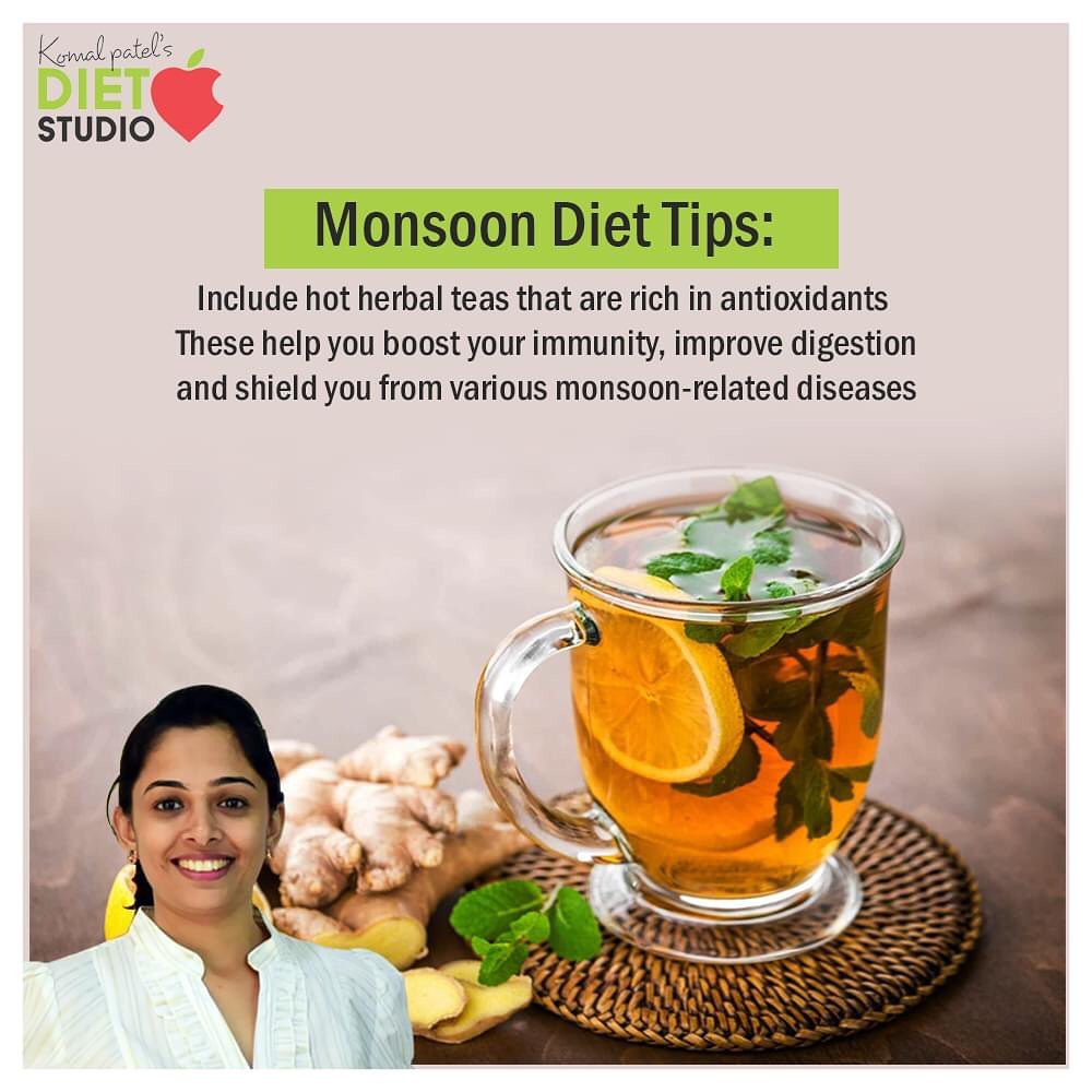 Monsoon diet tips 
Include hot herbal teas that are rich in antioxidants.
These help boost immunity, improve digestion and shield you from various monsoon diseases... #komalpatel #onlineconsultation #dietitian #ahmedabad #dietclinic #dietplan #weightloss #pcos #diabetes #immunitydietplan