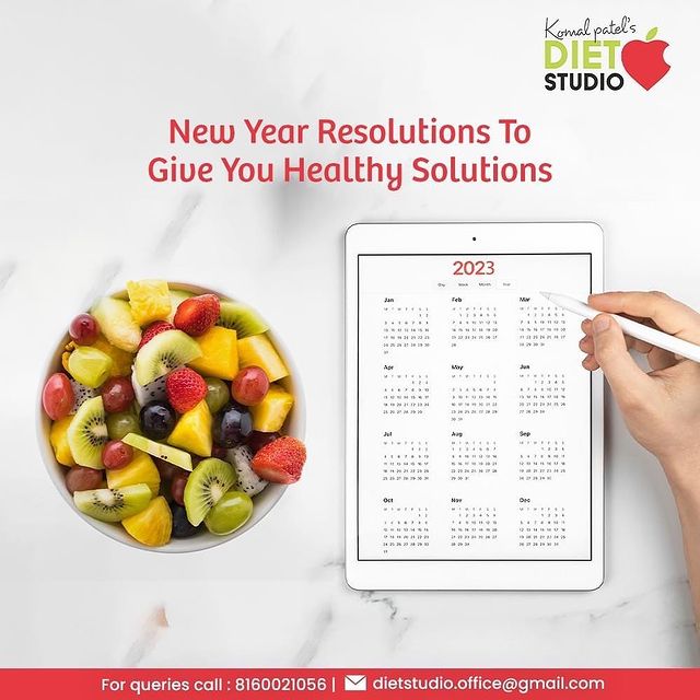 Life calls for determination, goals and fitness!
Pair up your living style with New Year Resolutions that are worthy of the times. 

#NewYearNewGoals #Resolutions #NewYearResolutions #AlterTheWayYouLive #Fitspiration #DietManagement #DtKomalPatel #Fitness #MindfulDiet #GetFit #Workout #PhysicalFitness #HealthyLiving