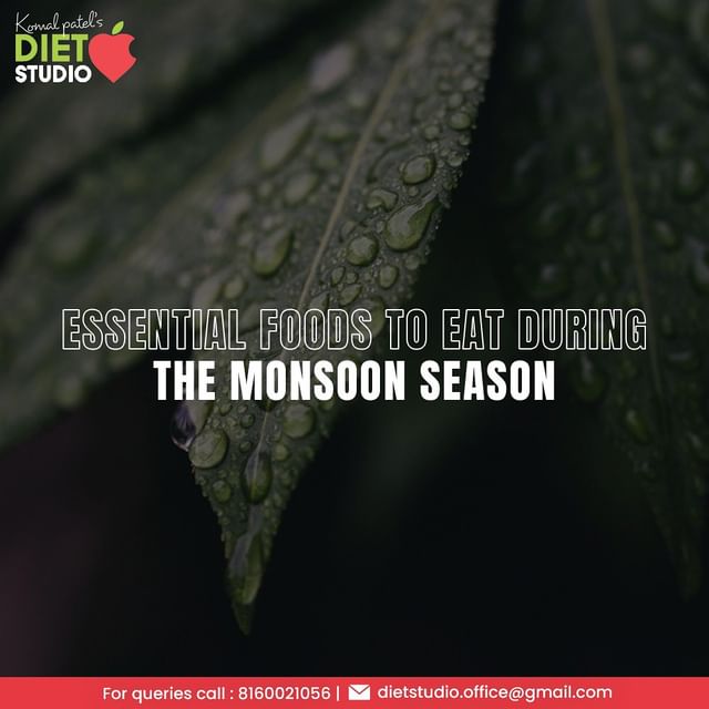 Monsoon season's essential foods, that boosts your immunity naturally. Embrace citrus fruits, turmeric, ginger, and herbal teas. Nourish your body with antioxidants and immune-boosting properties for a healthy and enjoyable monsoon. 

#Monsoon #MonsoonDiet #MonsoonDietPlan #HealthyEating #LifestyleManagement #HealthyLifestyle #Fitspiration #DietManagement #DtKomalPatel #Fitness